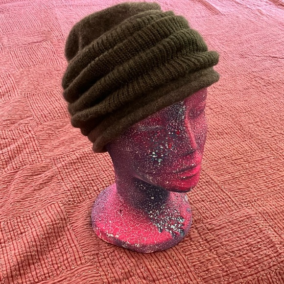 andre diffusion Accessories - Wool hat - Cozy khaki Green /brown Ribbed Knit Hat